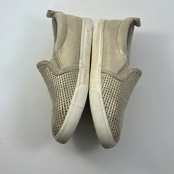 Cat and Jack Size 11 Girls Metallic Gold Slip Ons - Picture 7 of 11